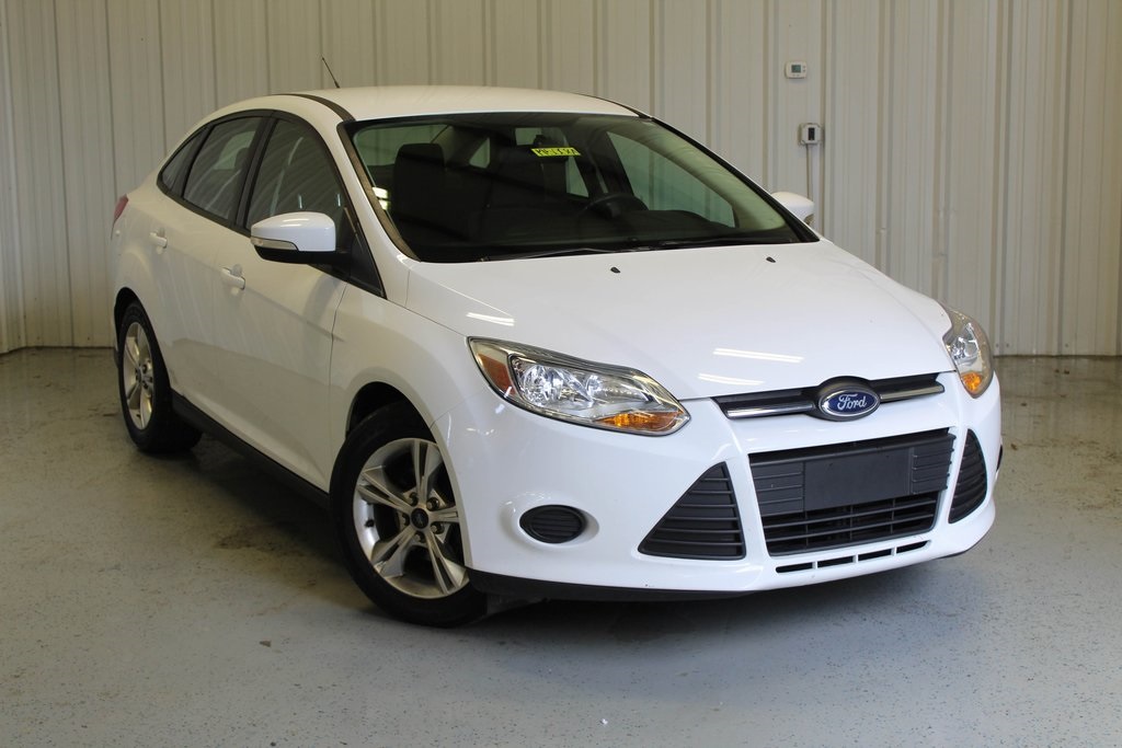 Pre-owned 2014 Ford Focus Se Fwd 4d Sedan